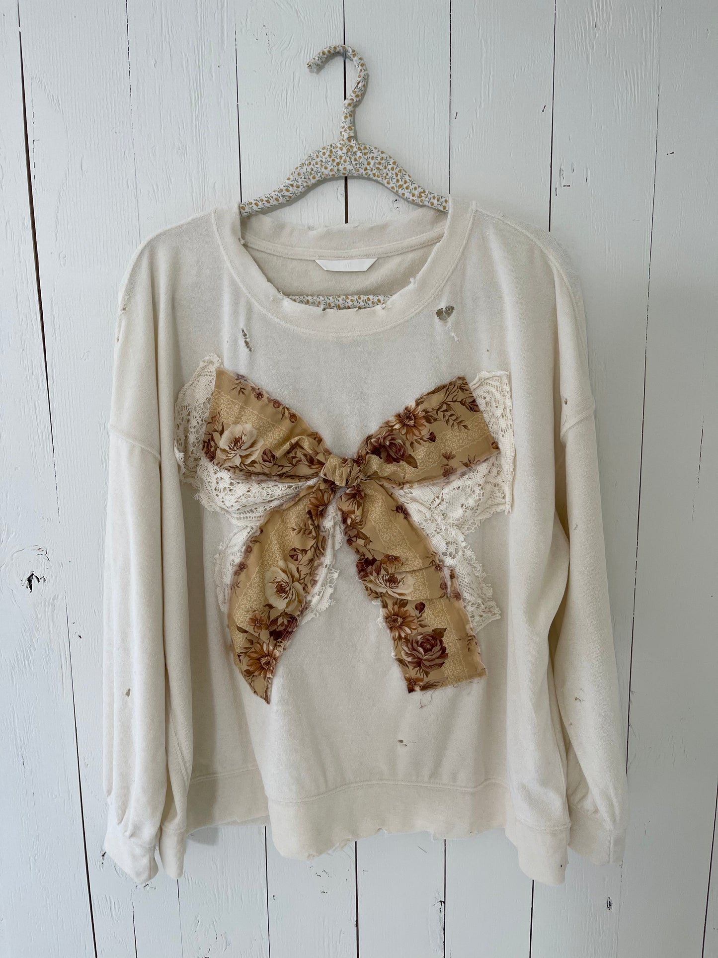 Gold'n Girl Sweatshirt