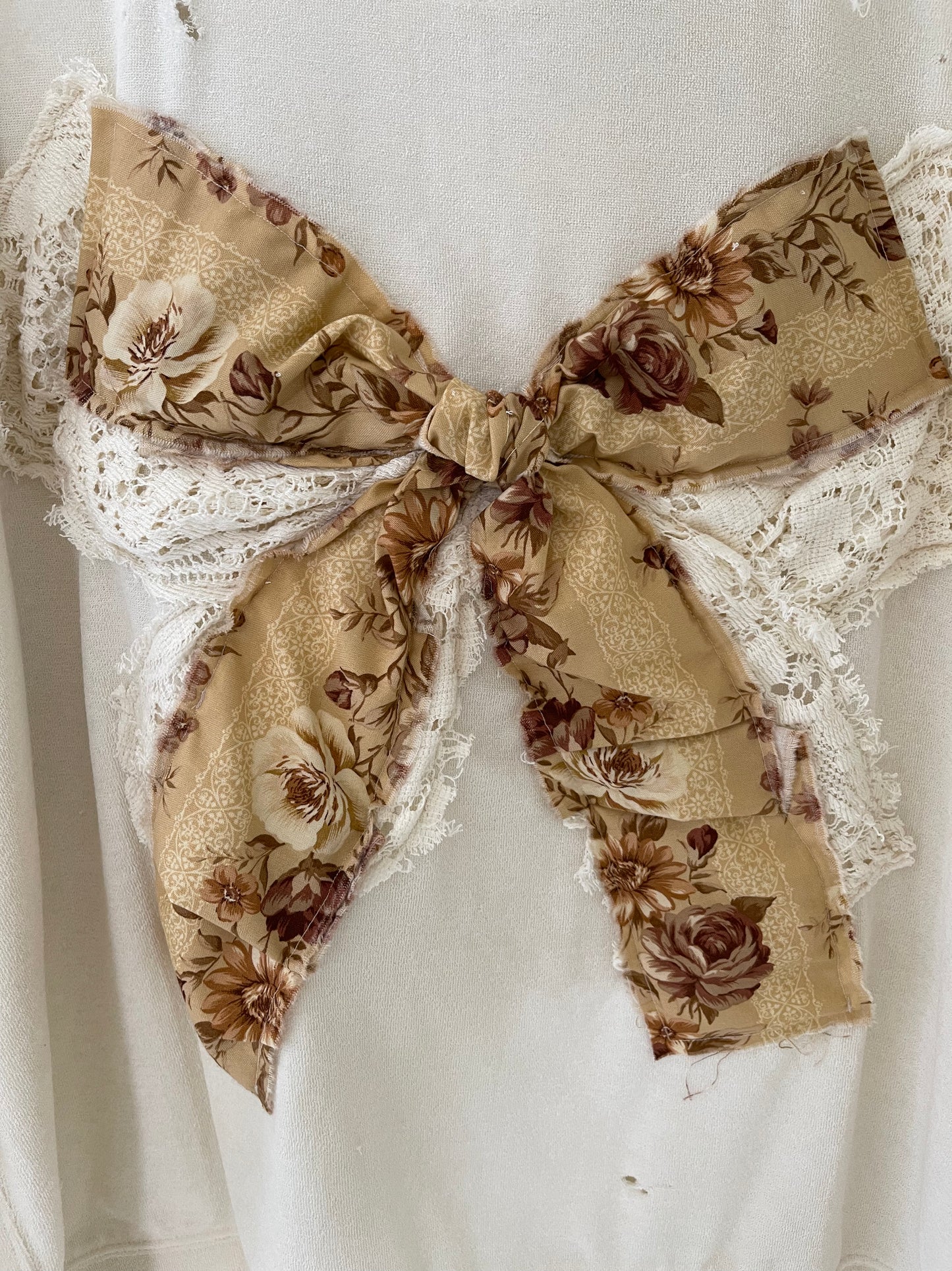 Gold'n Girl Sweatshirt