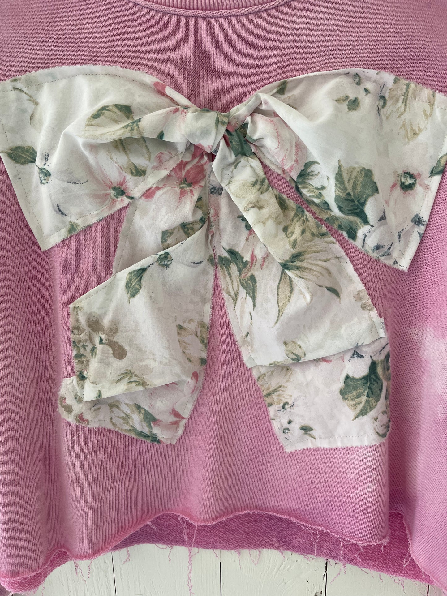 Gold'n Girl Bow Sweatshirt