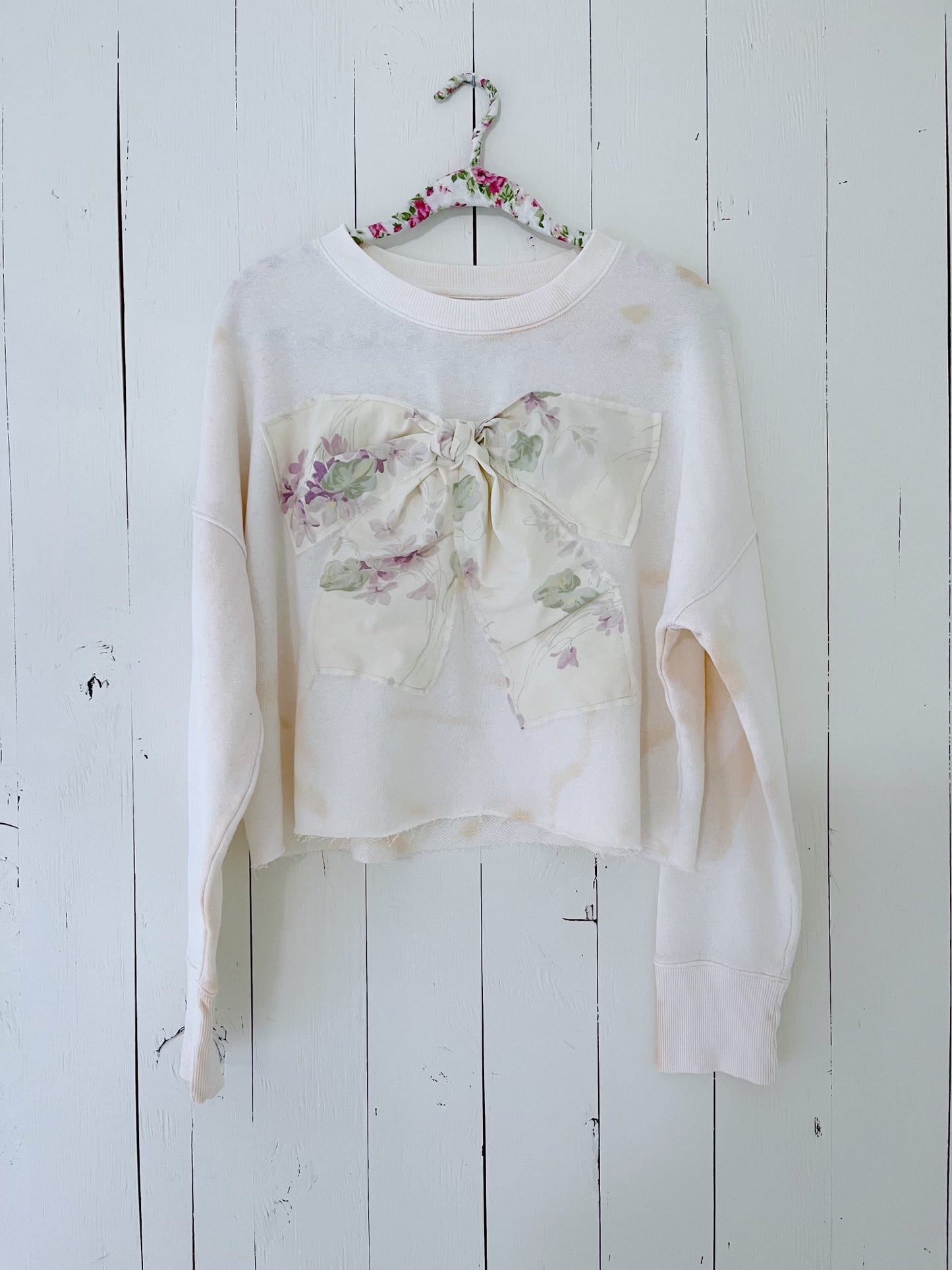 Gold'n Girl Bow Sweatshirt